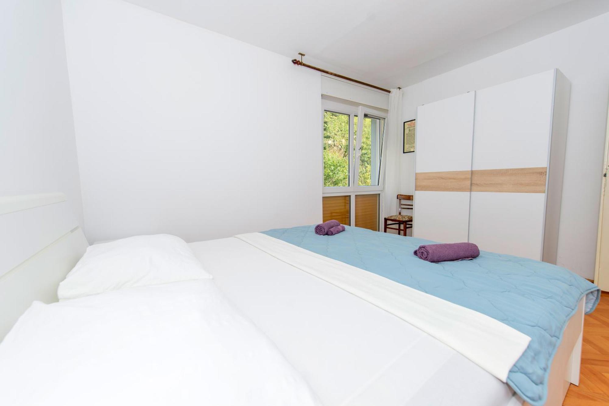 Sunny Apartment Omiš Esterno foto