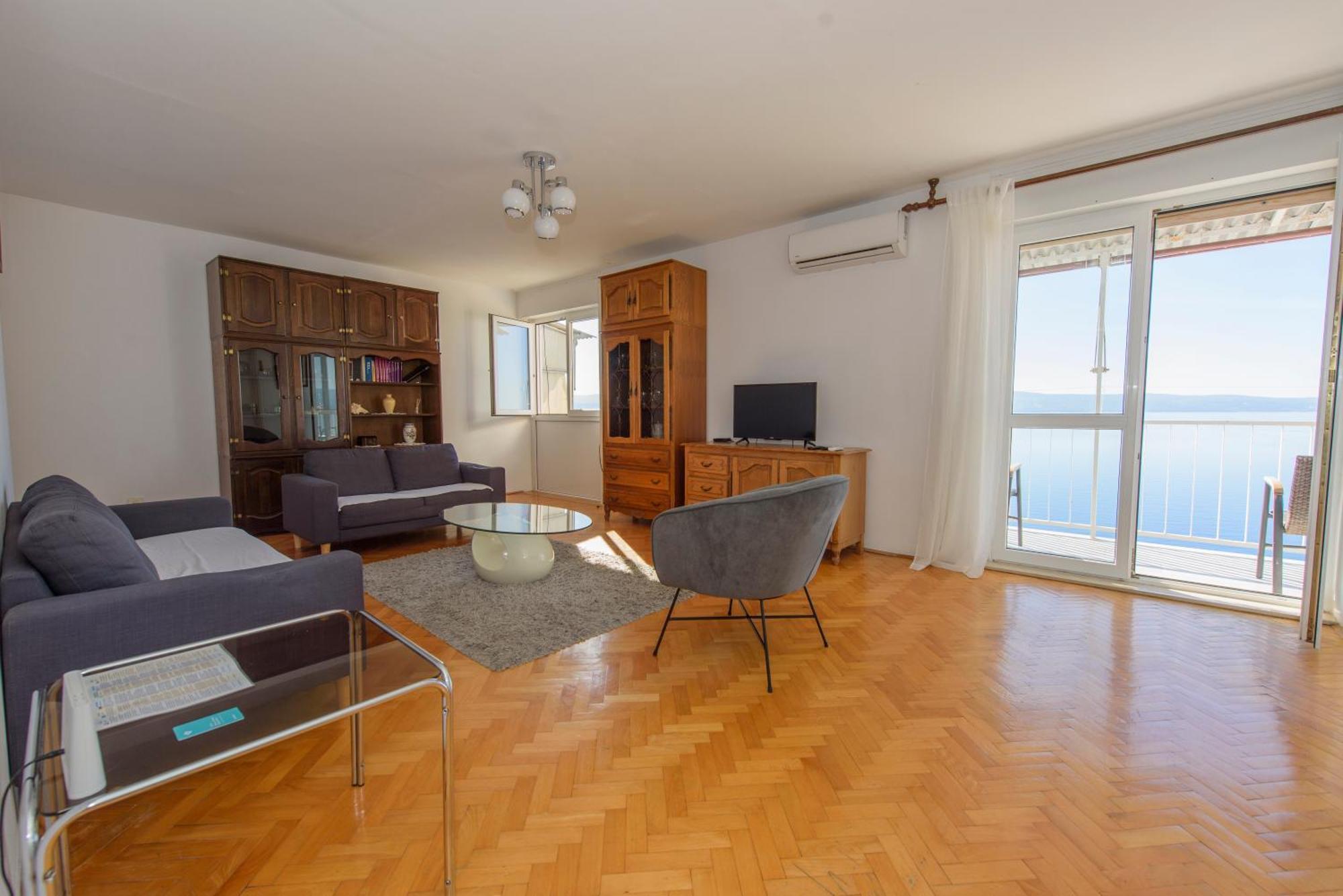 Sunny Apartment Omiš Esterno foto