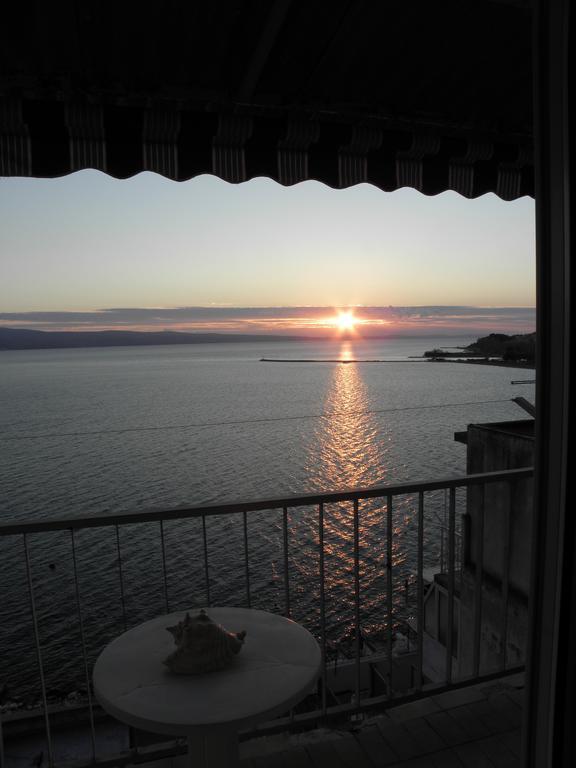 Sunny Apartment Omiš Camera foto